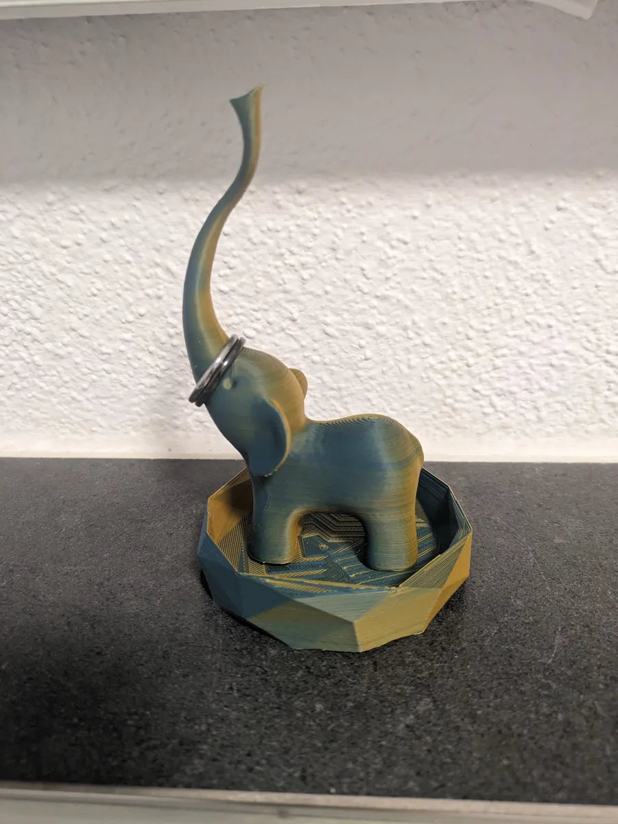 Ring Holder elephant