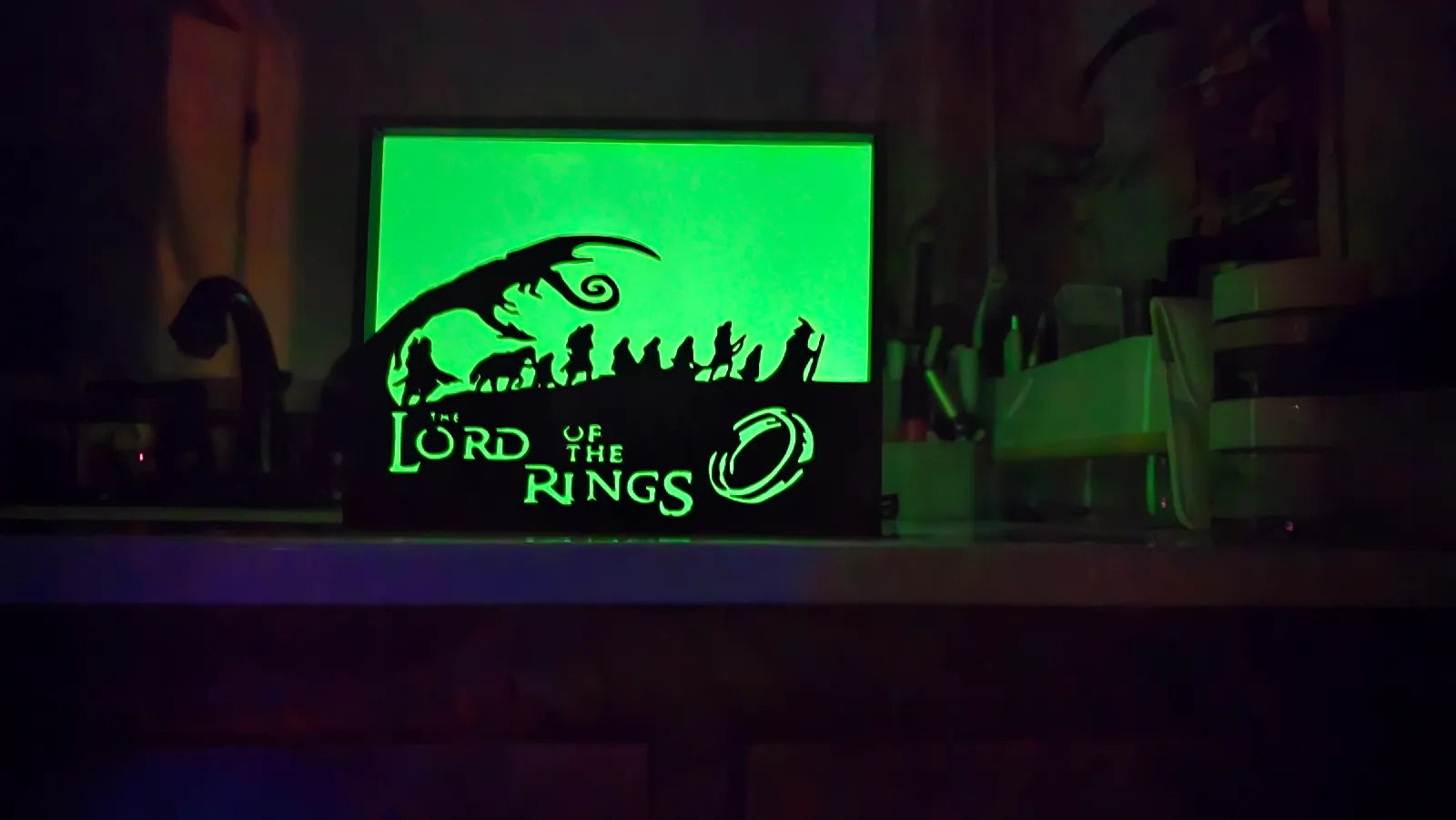 Lord of the Rings silhouette art