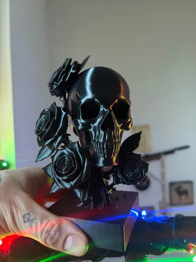 Skull & Roses
