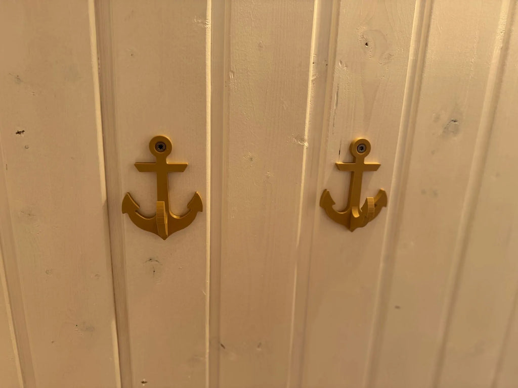 Anchor hooks for wall