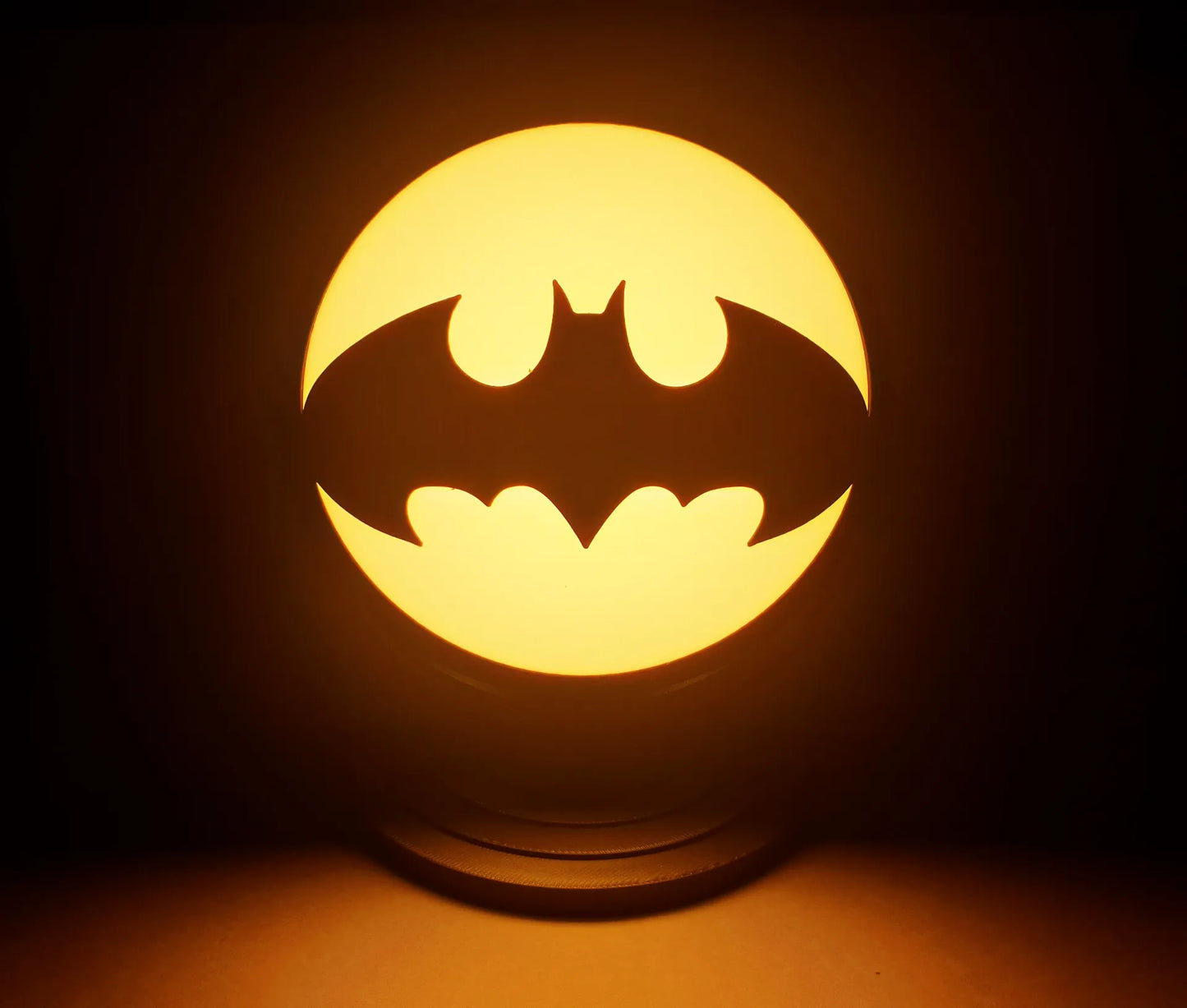 Batman Rooftop Signal, Lamp