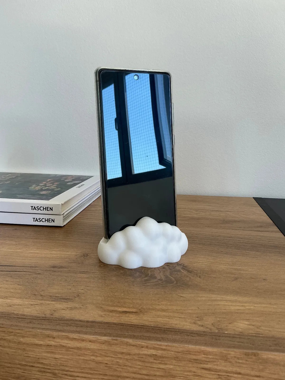 Cloud Phone Stand