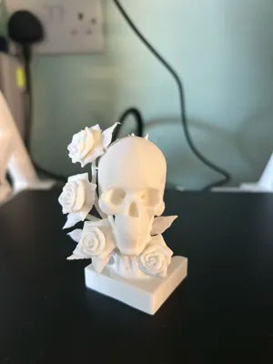 Skull & Roses