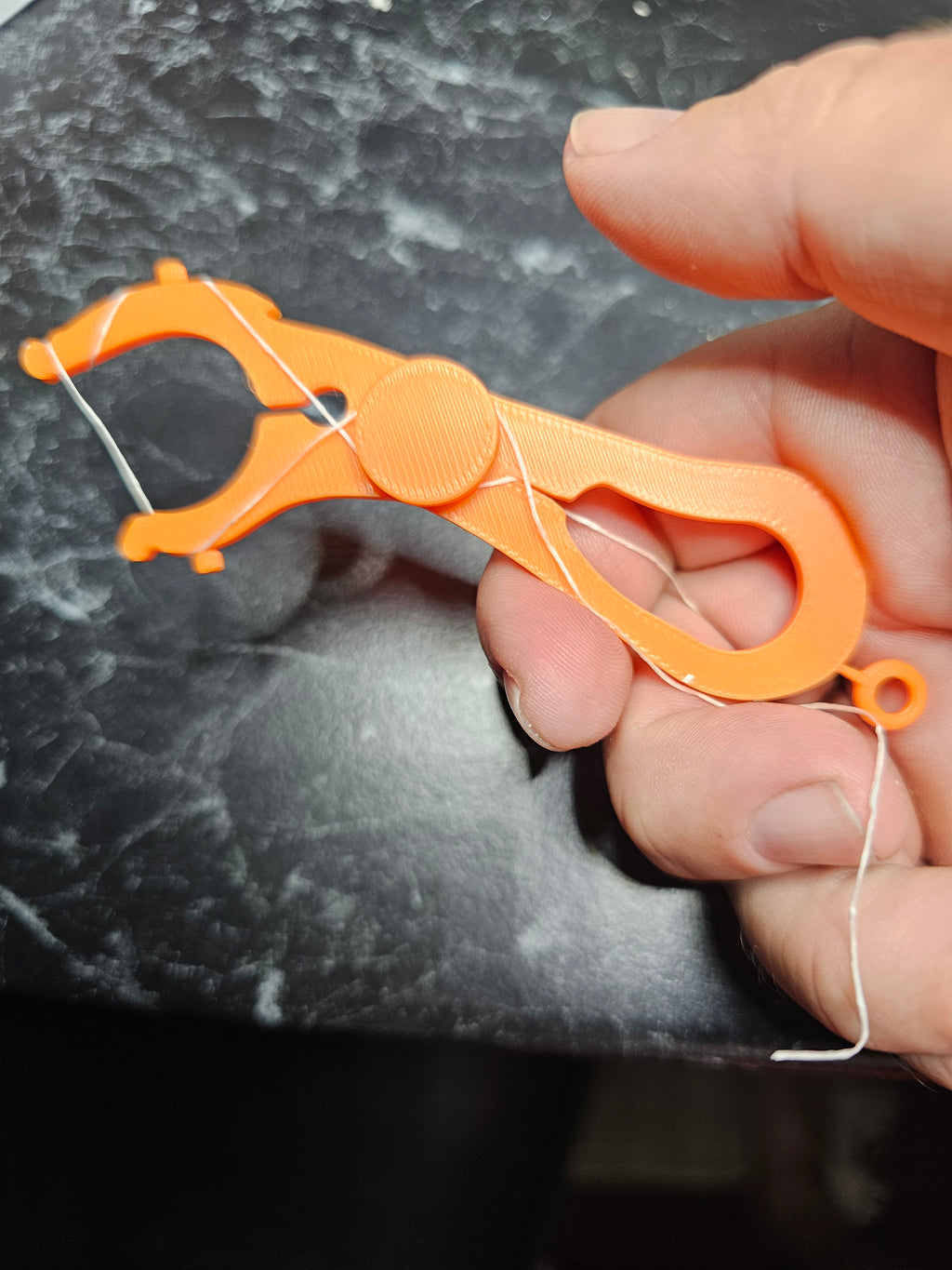 Reusable Dental Floss Holder - Ergonomic & Eco-Friendly Design