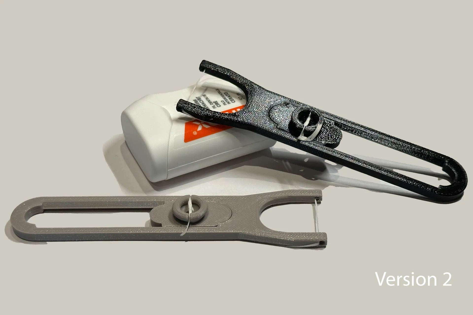 Reusable 3D Printed Dental Floss Holder - Ergonomic Easy Flossing