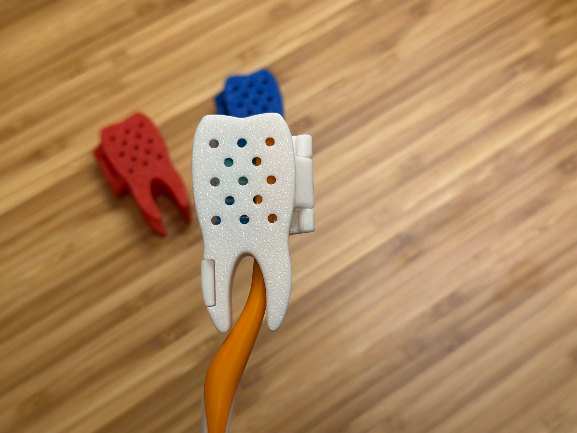 Colorful Toothbrush Head Covers - Hygienic Travel Protection