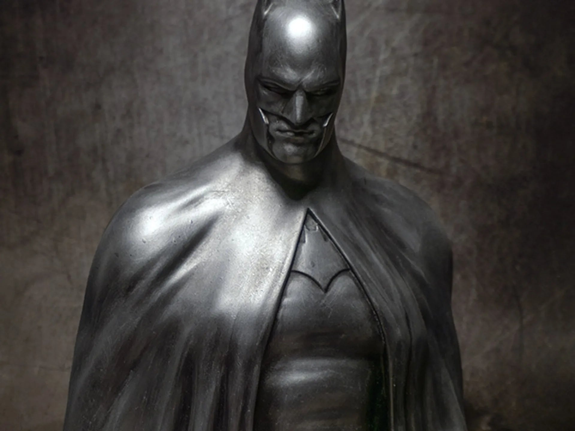 Batman - The Caped Crusader Bust