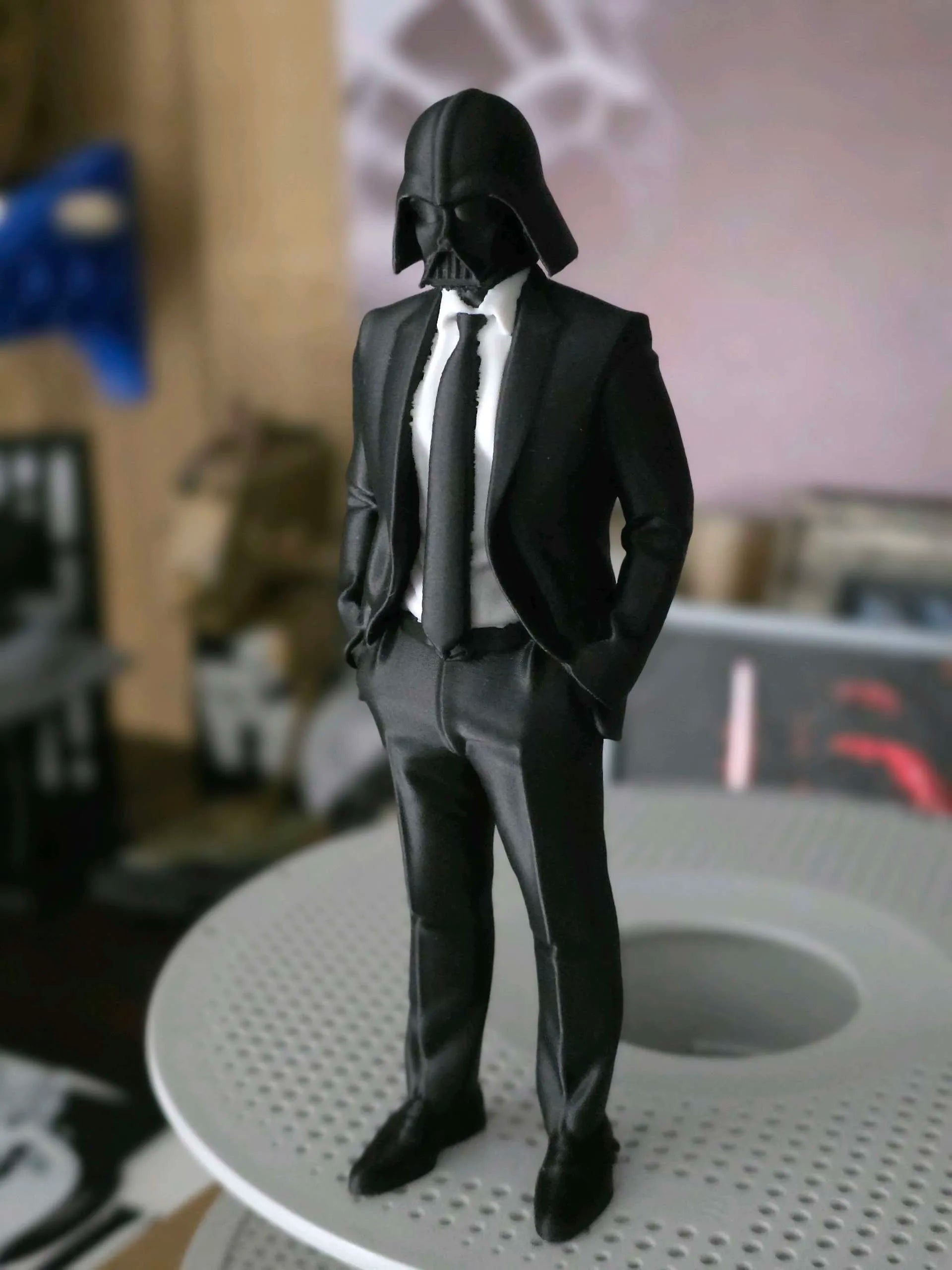 Darth Vader Empire’s CEO Suit figurine