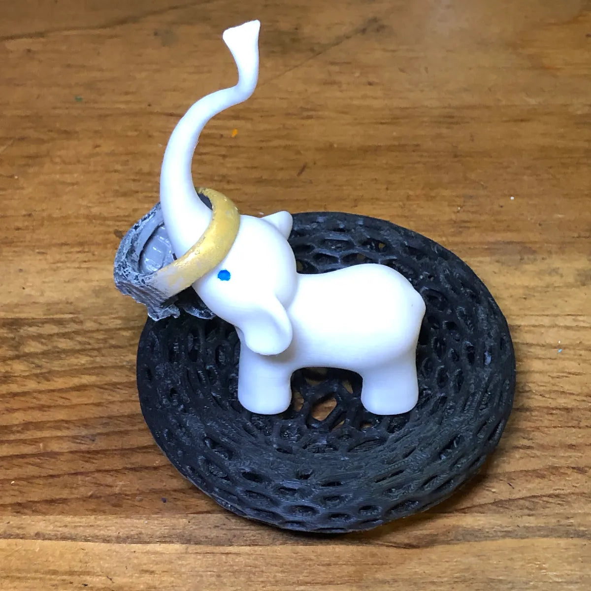 Ring Holder elephant