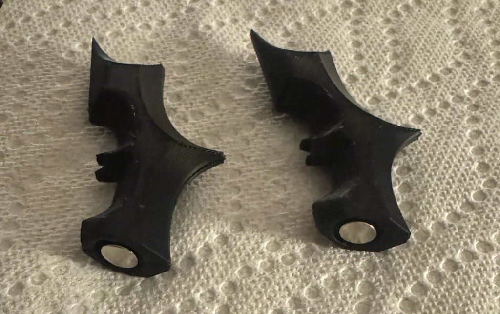 Batarang Magnetic