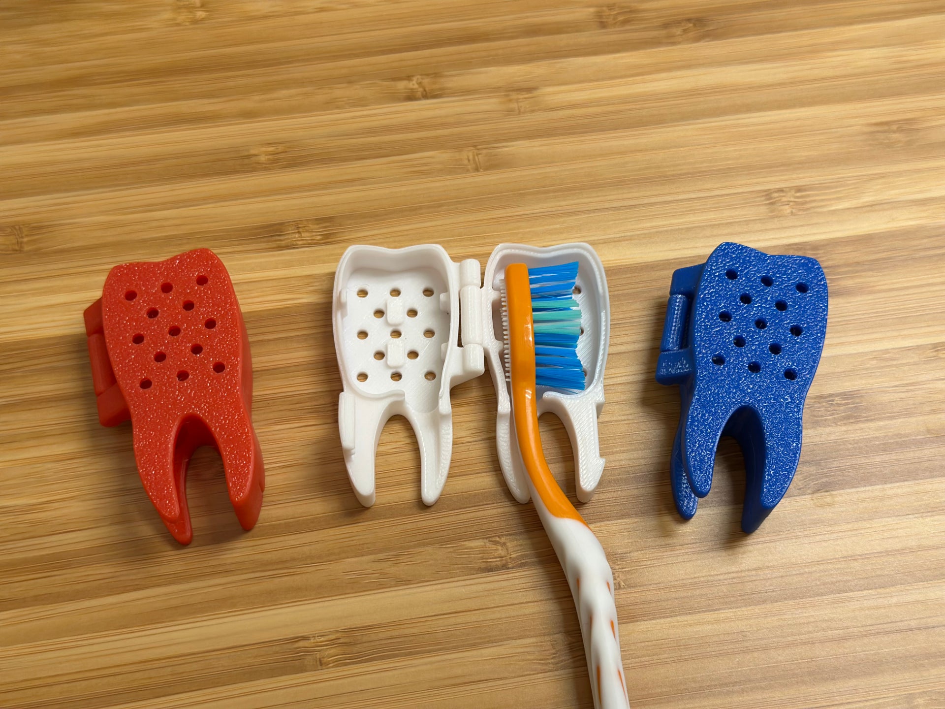 Colorful Toothbrush Head Covers - Hygienic Travel Protection