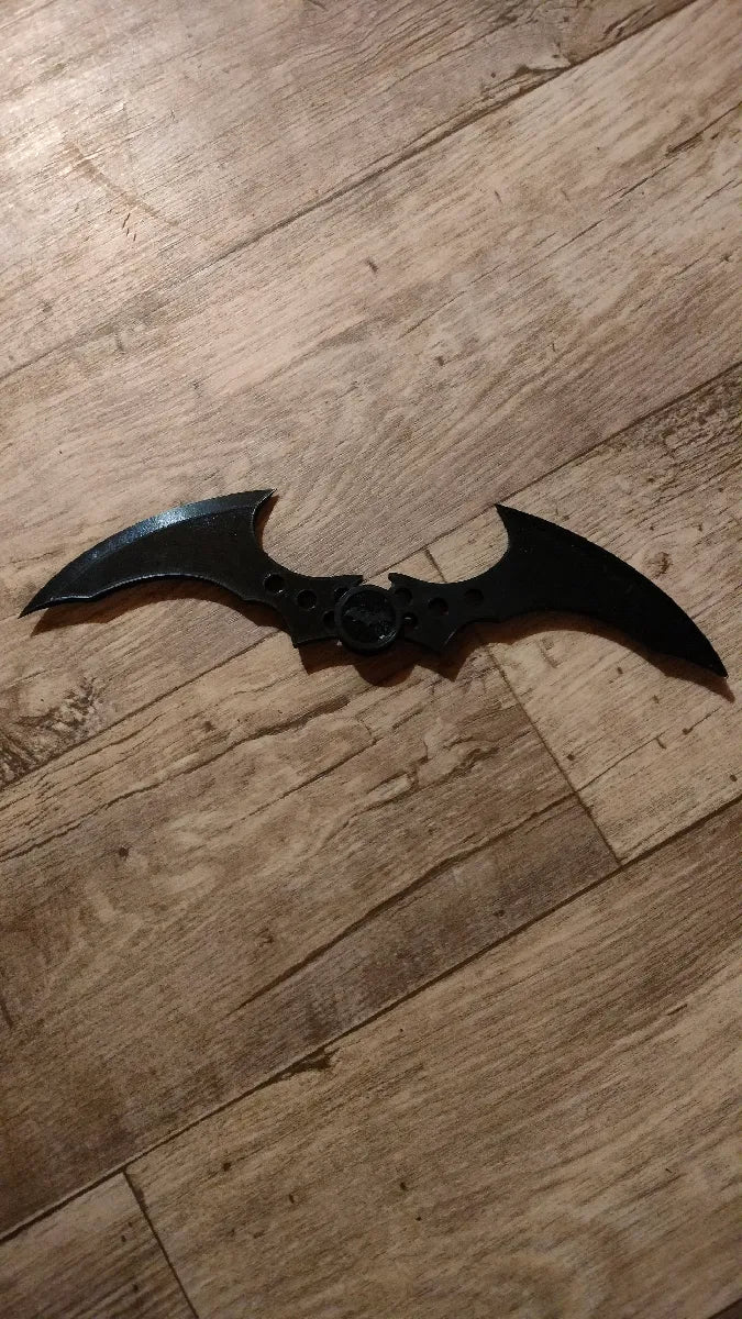 Foldable Batarang (Batman: Arkham Knight)