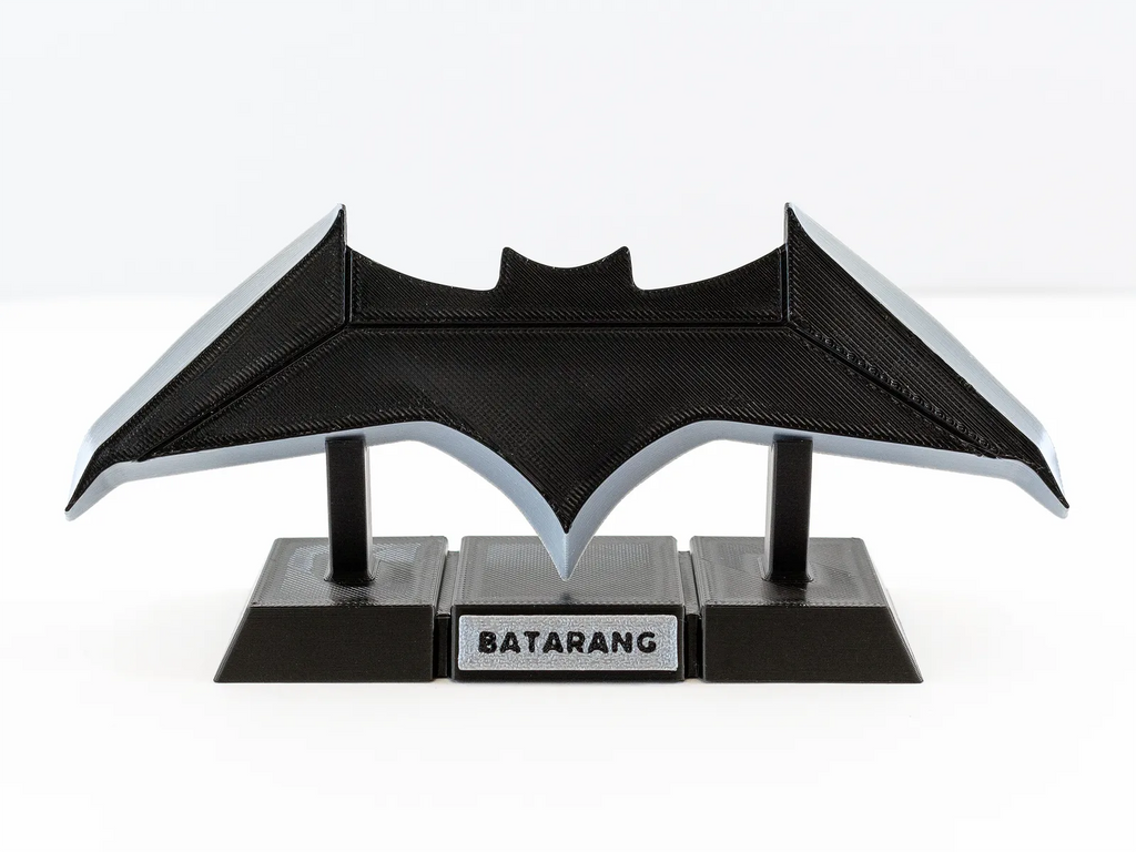 stand batarang justice league