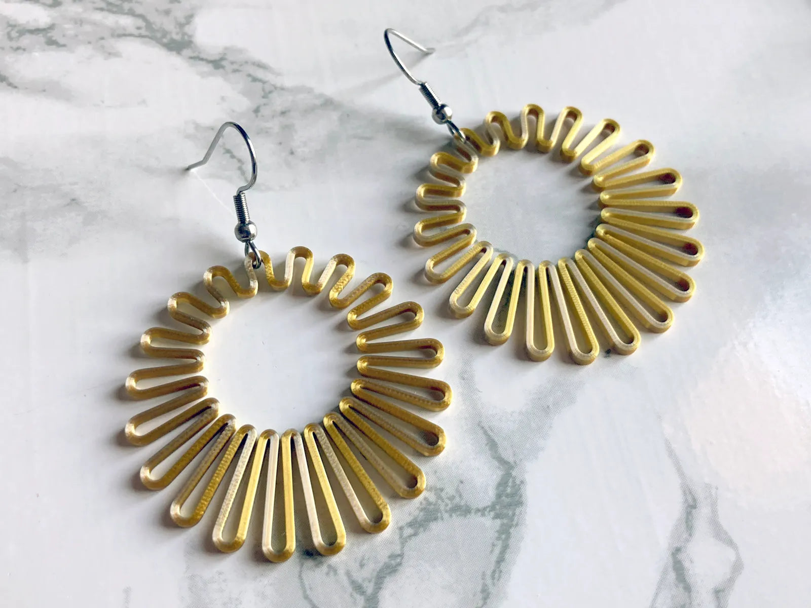 Single line earrings