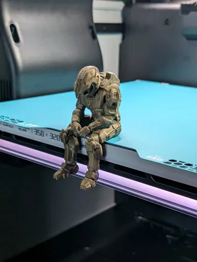 Sad Master Chief (Halo) On a Ledge figurine!