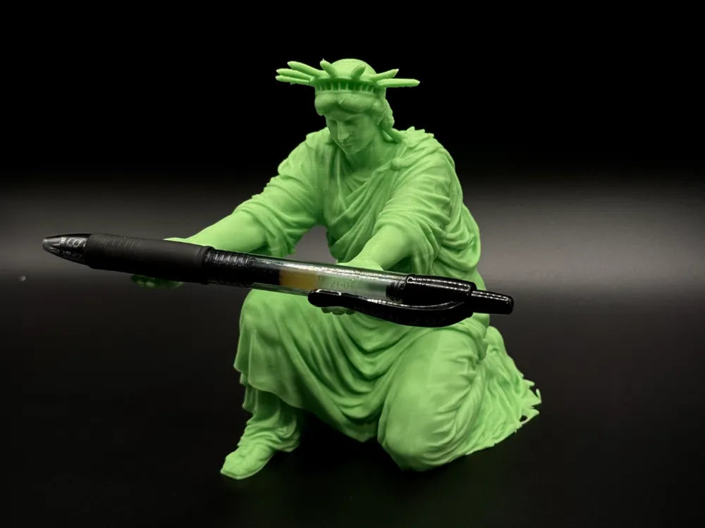Statue of Liberty custom Pen Holder!