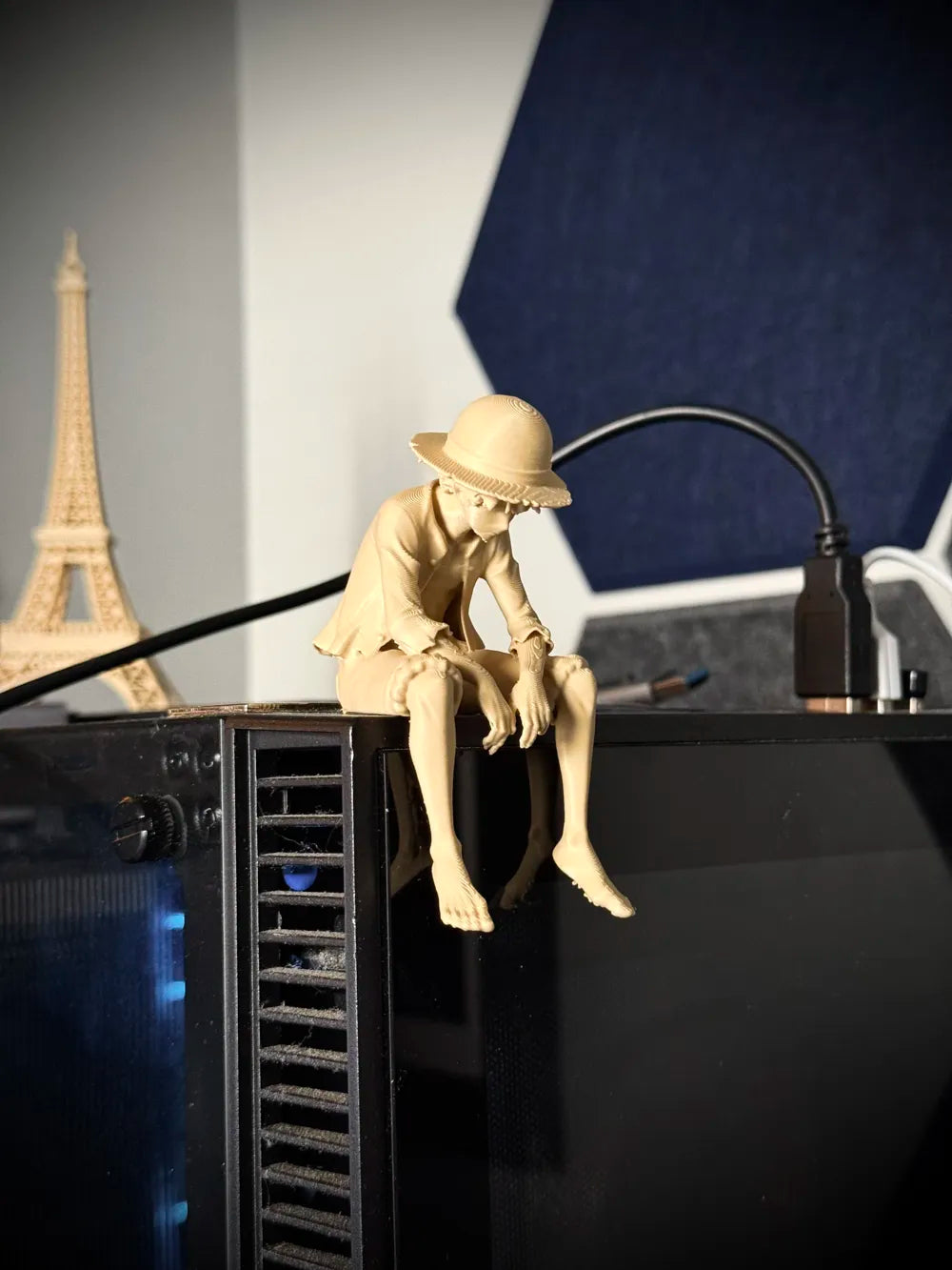 Sad Monkey D. Luffy on a ledge figurine!