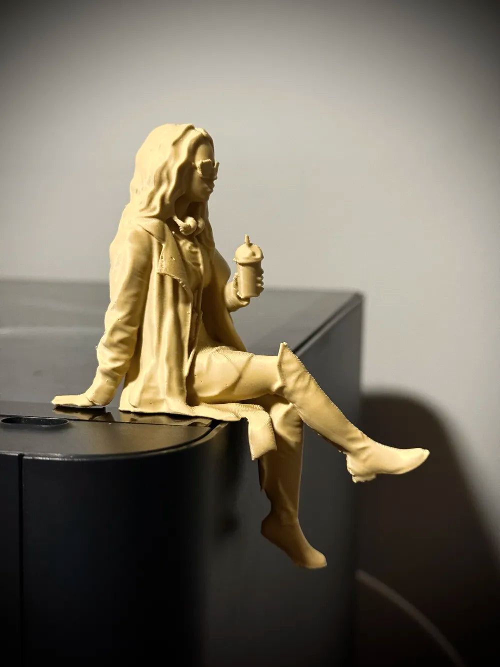 Supergirl 2026 Movie Poster Ledge Figurine!