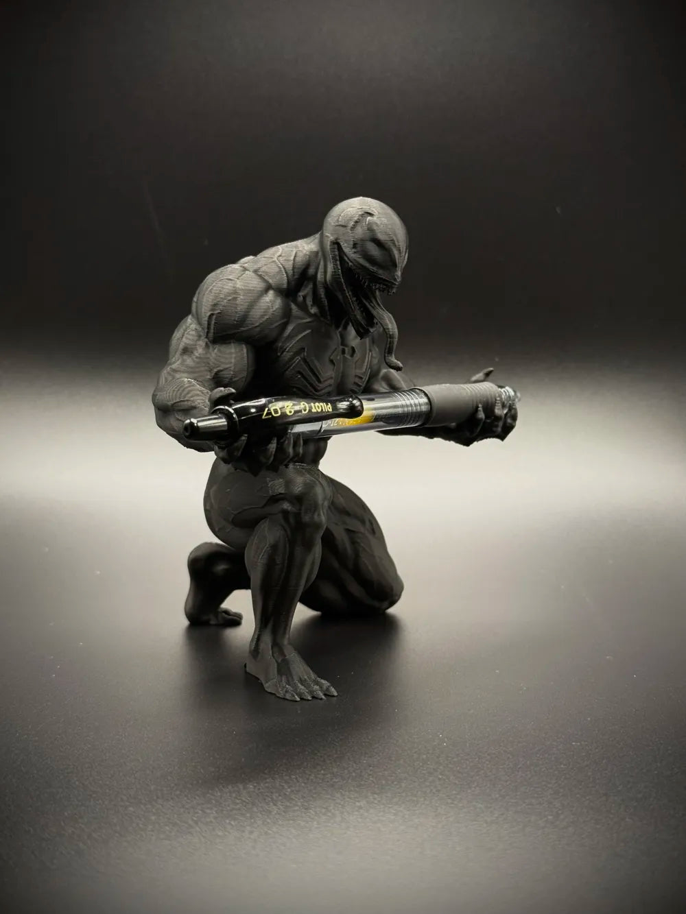 Venom - Custom Pen Holder!