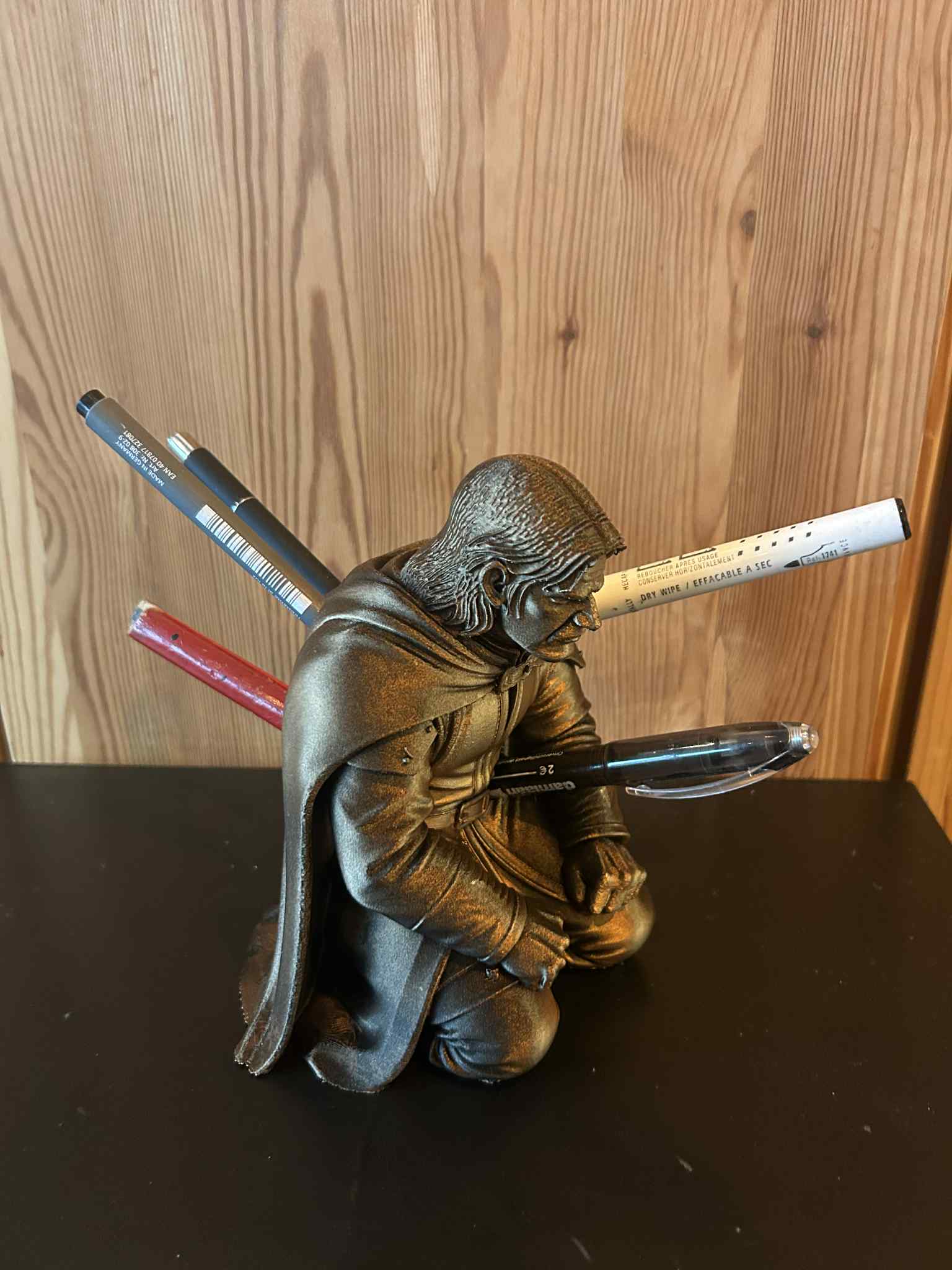 Boromir pen holder