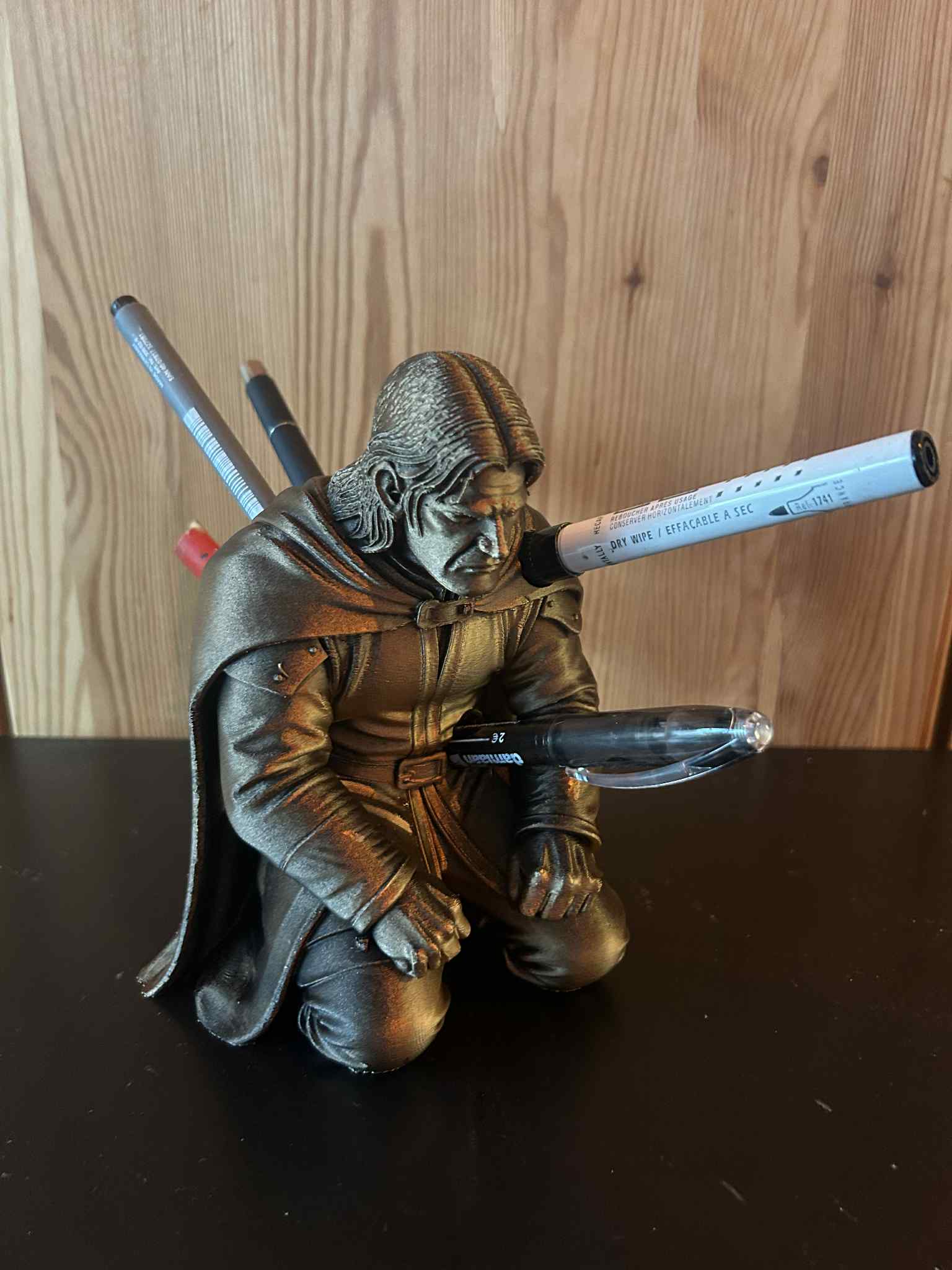 Boromir pen holder