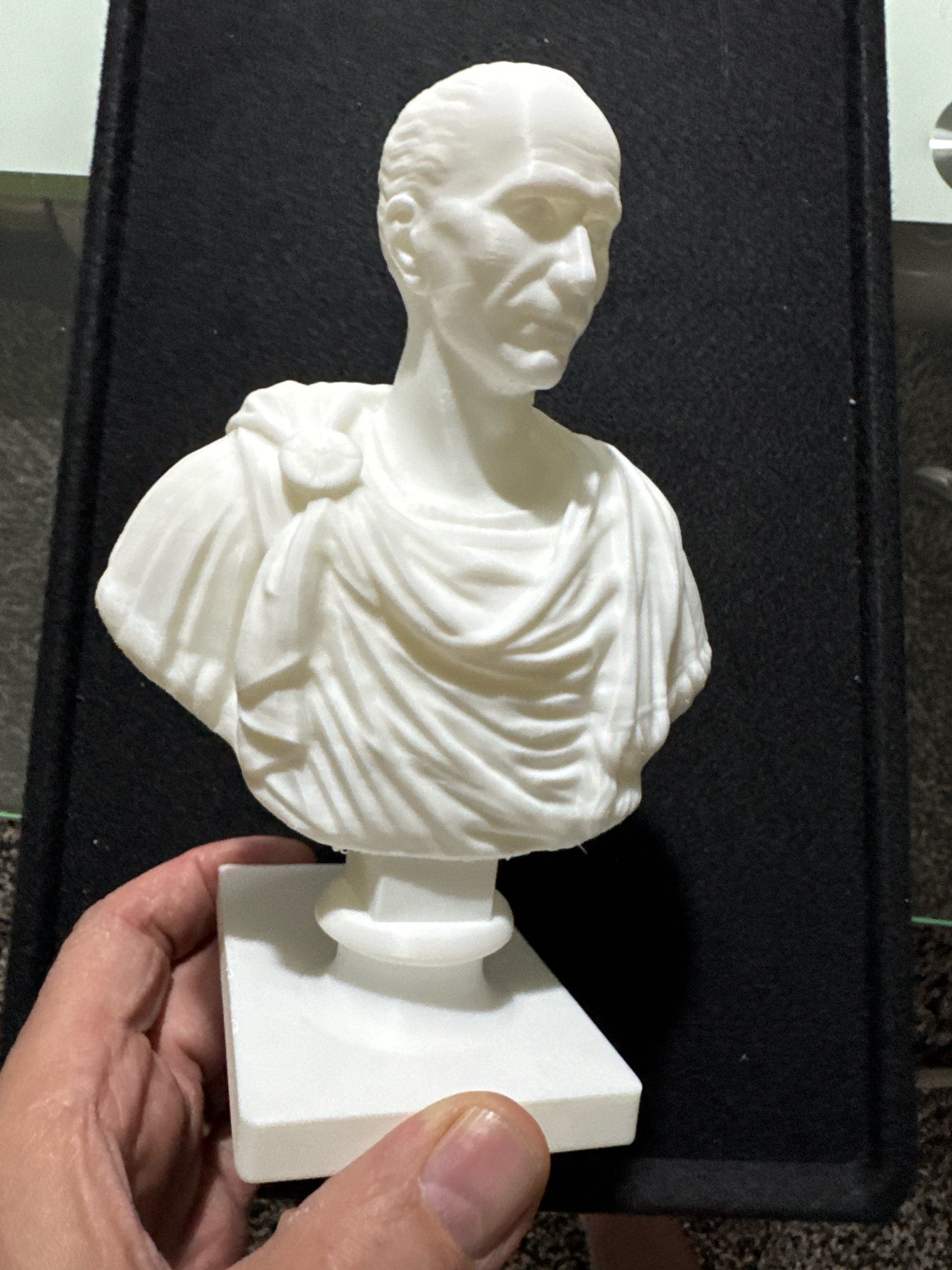 Julius Caeser Pen Holder