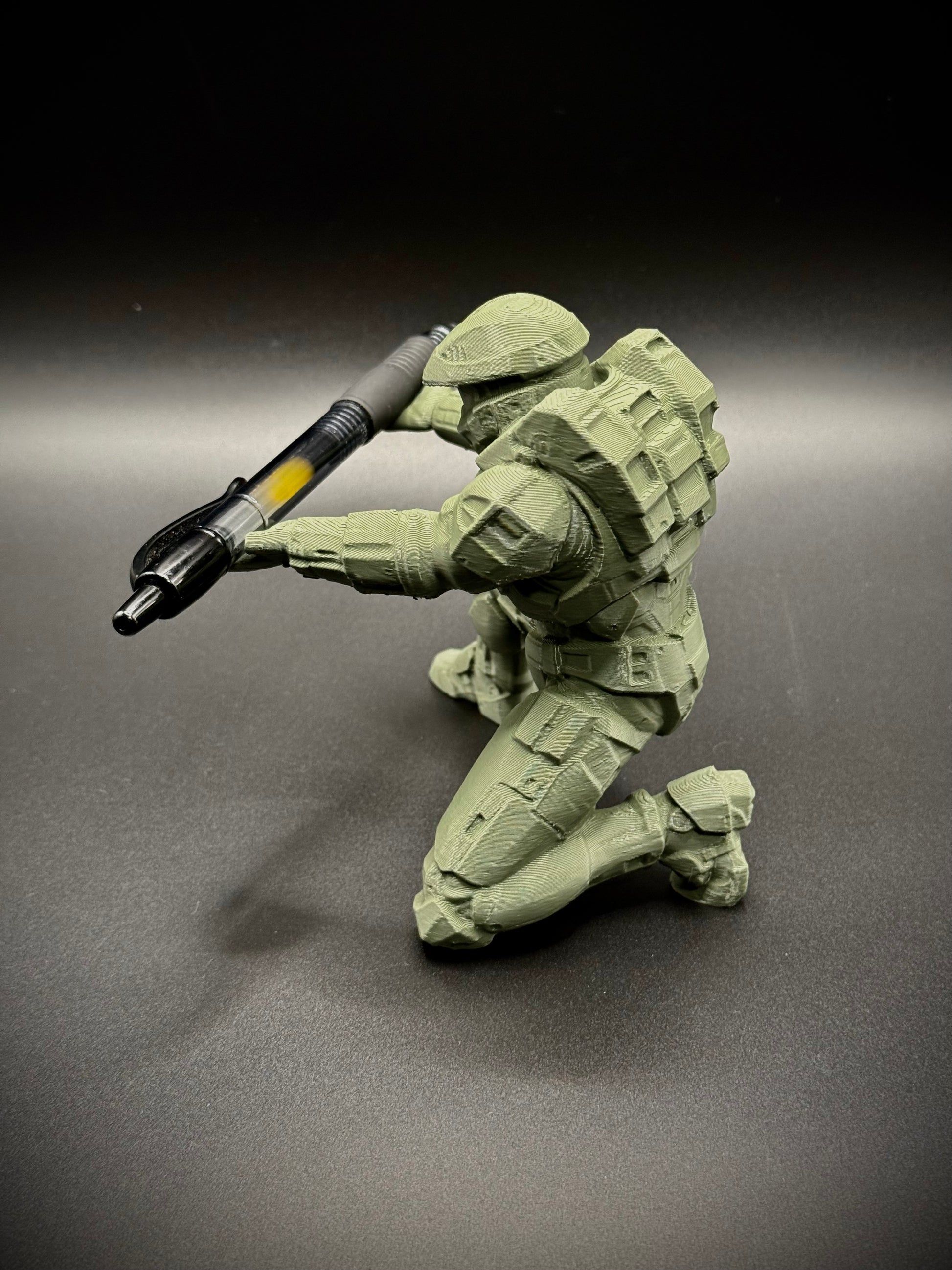 Halo Master chief Pen Holder