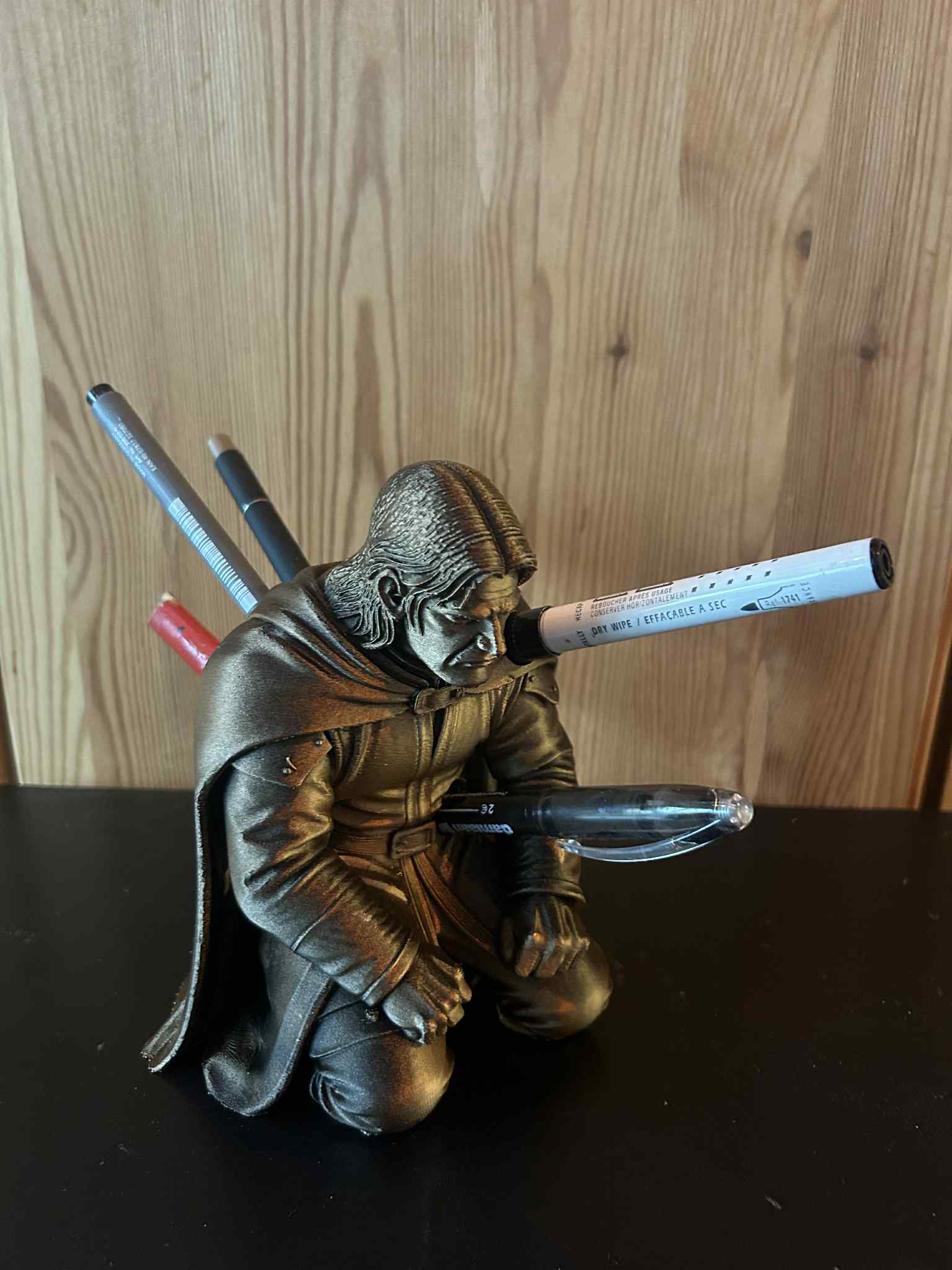 Boromir pen holder